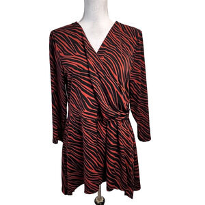 Chaus New York Tunic Top size Extra Large Dark Red Black Stripes Slinky Stretch
